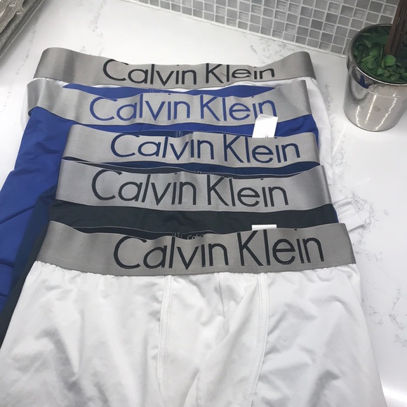 CALVIN KLEIN NEW Men's STEEL MICROFIBER BOXER - Picture 2 of 4